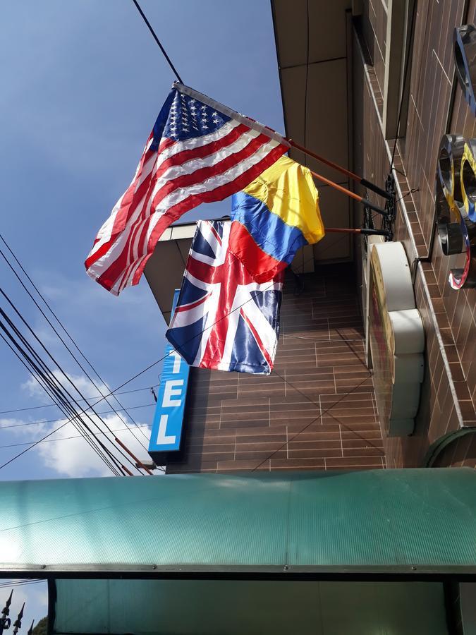 Ayenda Palermo Plaza Hotel โบโกตา ภายนอก รูปภาพ